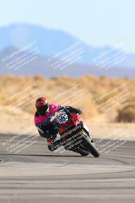 media/Jan-10-2025-CVMA Friday Practice (Fri) [[489e0da257]]/Group 4 and Trackday/Session 4 (Turn 16)/